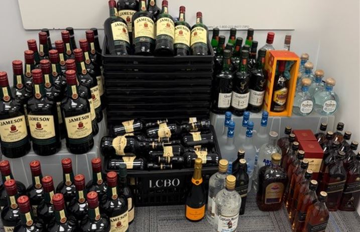 노스욕 주택서 ‘130만달러 규모, 도난주류 유통 조직’ 체포 - CKNNews 이미지